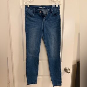Super skinny mid rise jeans